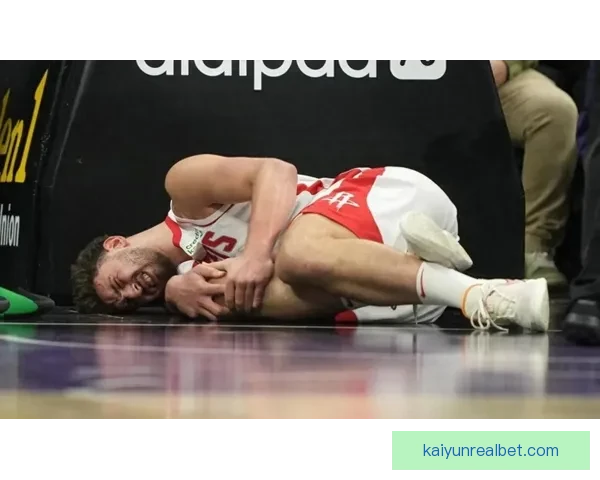 穆迪遭遇严重伤情被迫坐轮椅离场 专家称影响巨大或影响全赛季表现